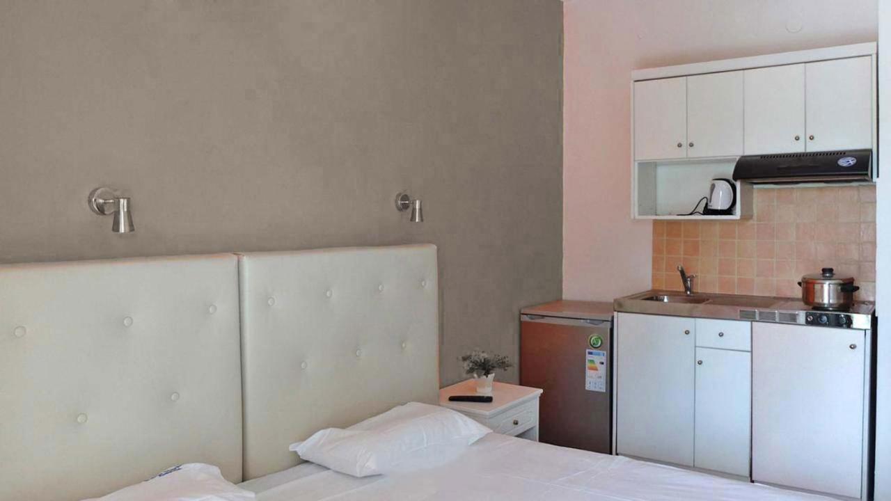 Hotel Porto Marina Gouvia Exterior foto